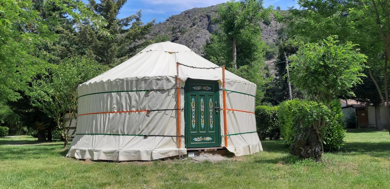 Camping Ushuaia Villages Le Viaduc Arlebosc Ngoại thất bức ảnh