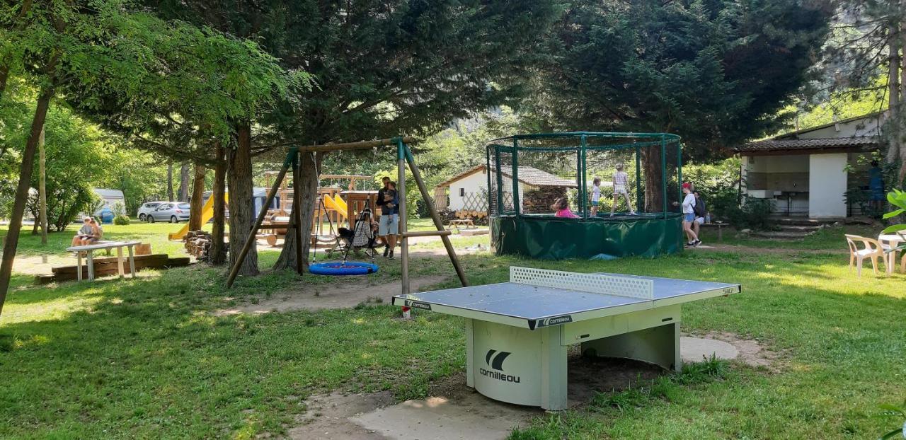 Camping Ushuaia Villages Le Viaduc Arlebosc Ngoại thất bức ảnh