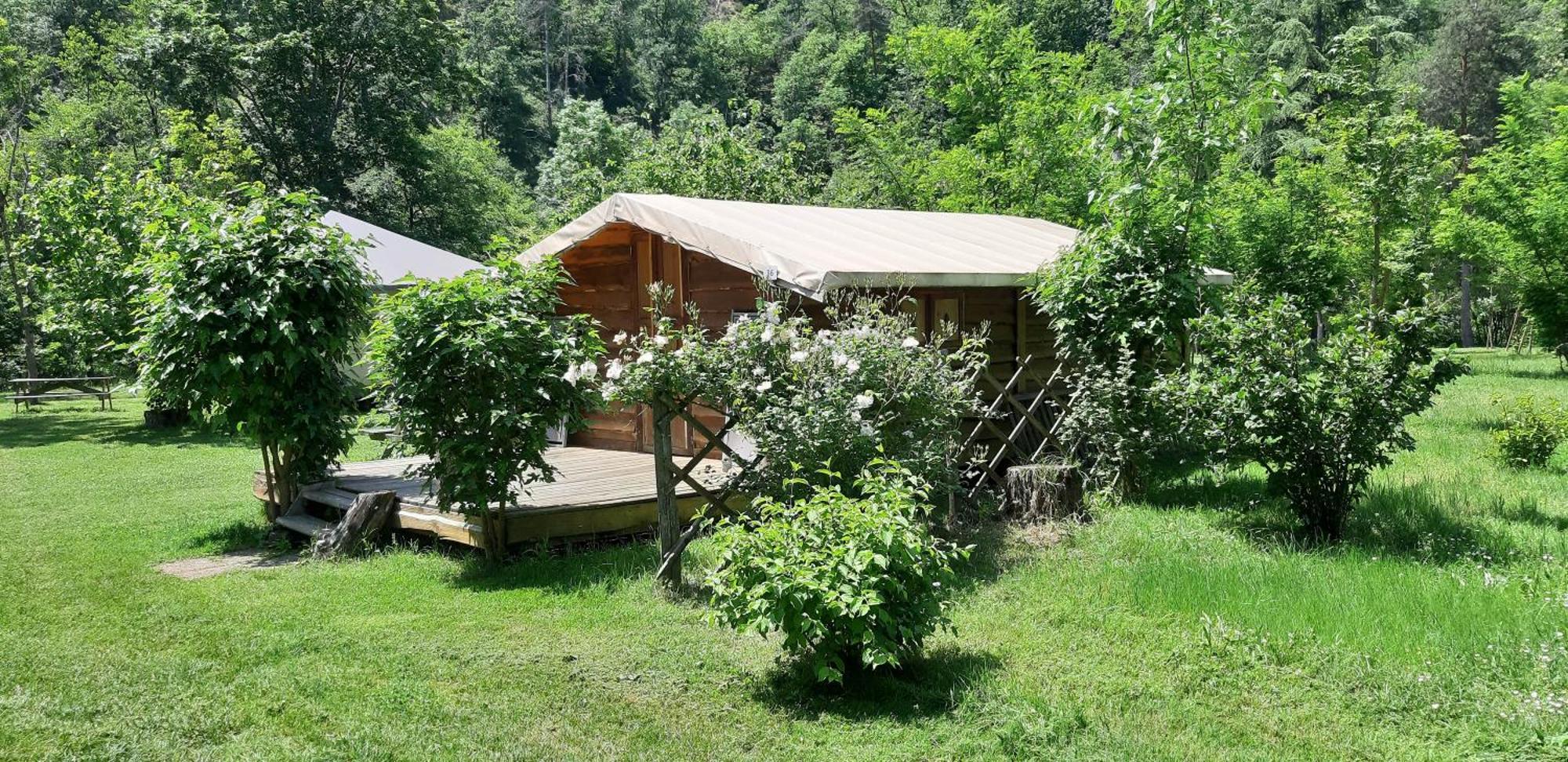 Camping Ushuaia Villages Le Viaduc Arlebosc Ngoại thất bức ảnh