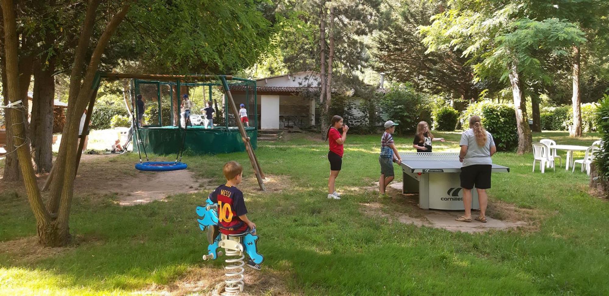 Camping Ushuaia Villages Le Viaduc Arlebosc Ngoại thất bức ảnh