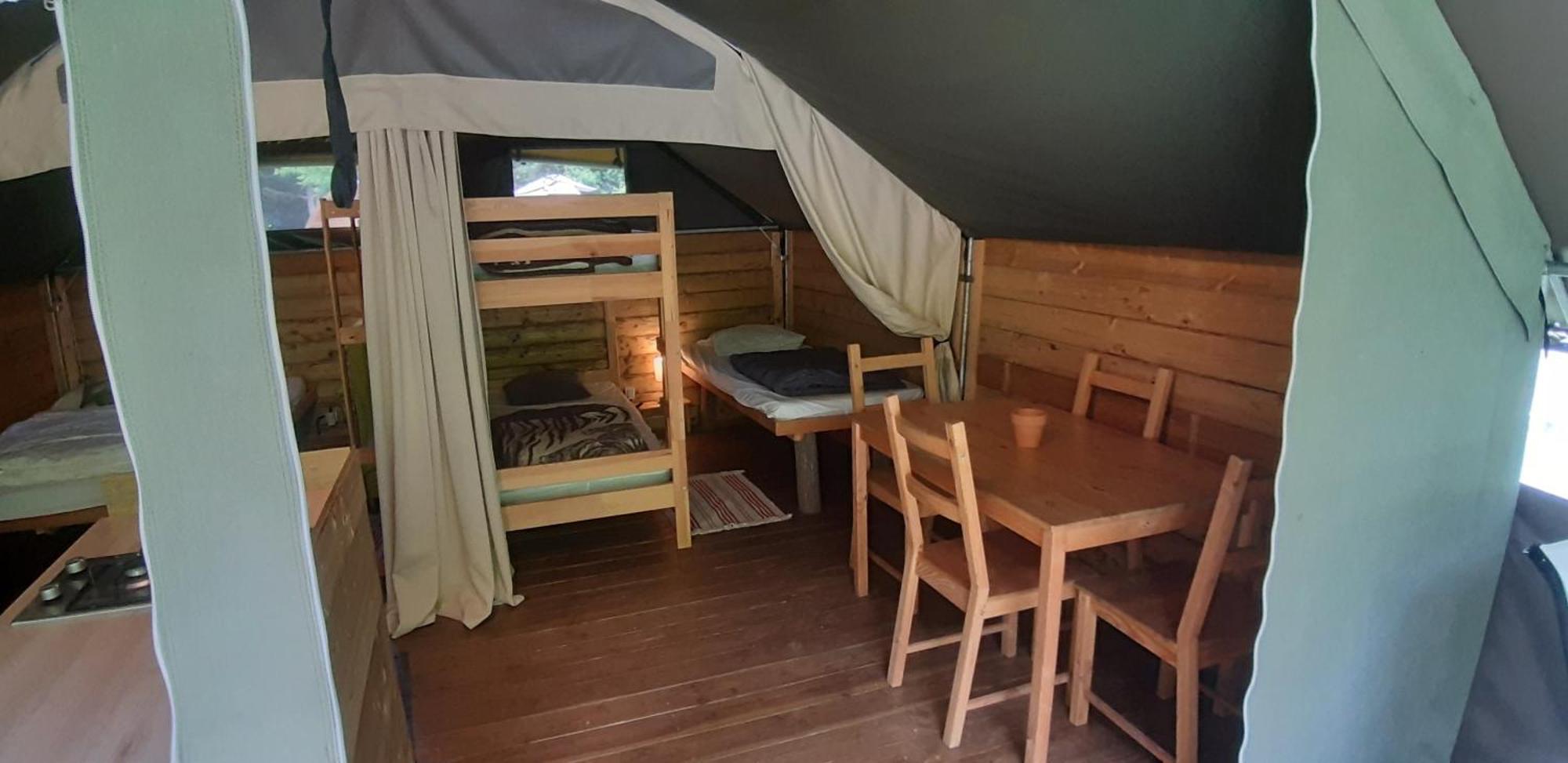Camping Ushuaia Villages Le Viaduc Arlebosc Ngoại thất bức ảnh