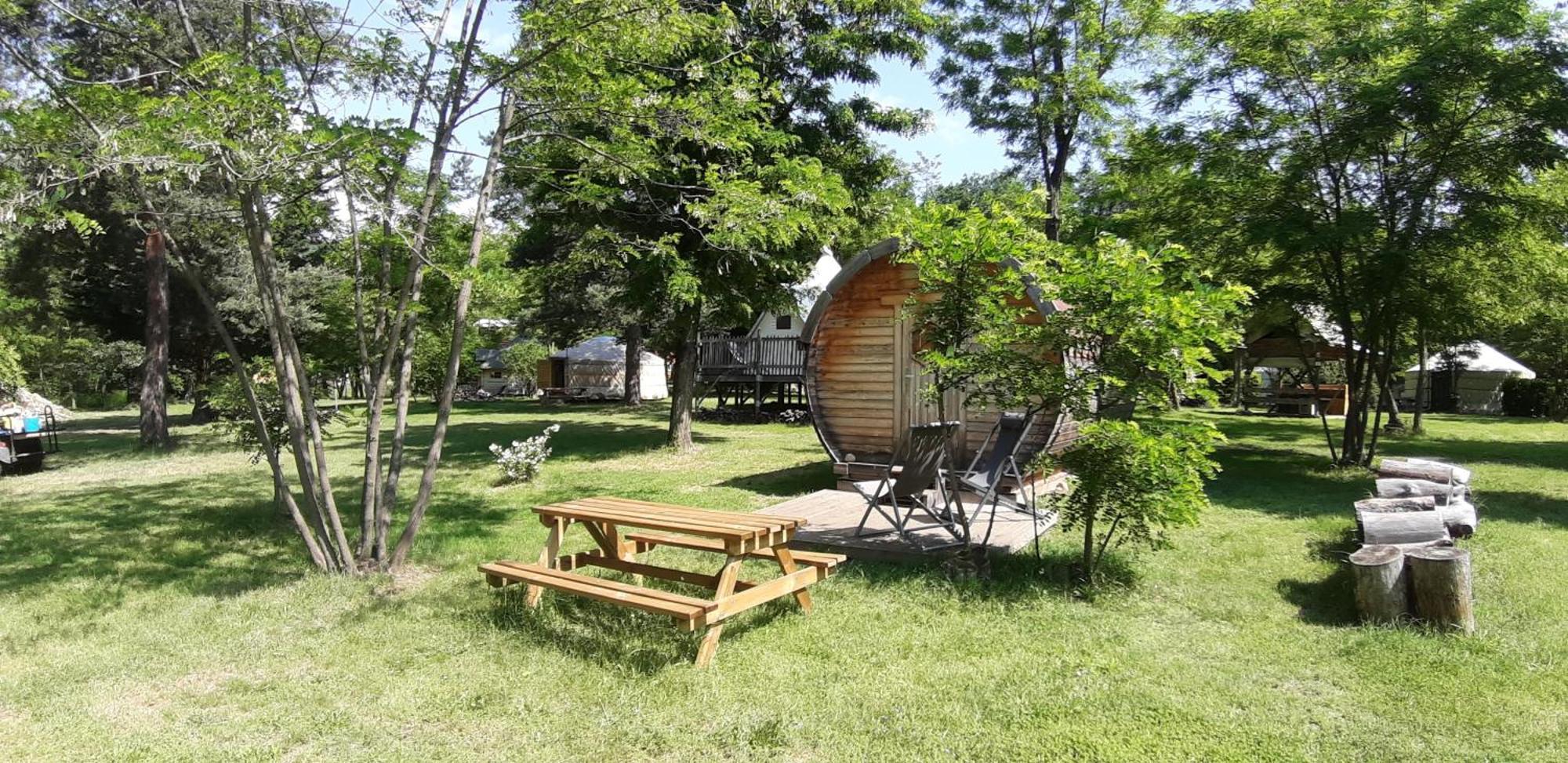 Camping Ushuaia Villages Le Viaduc Arlebosc Ngoại thất bức ảnh