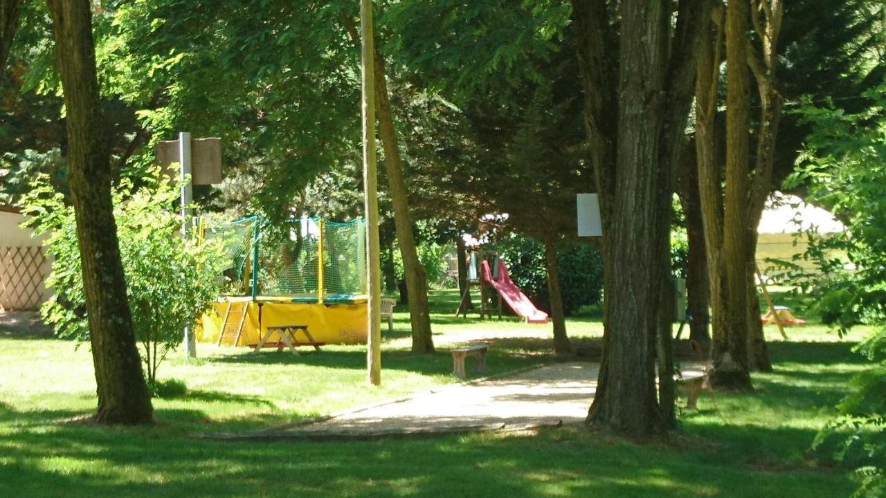 Camping Ushuaia Villages Le Viaduc Arlebosc Ngoại thất bức ảnh
